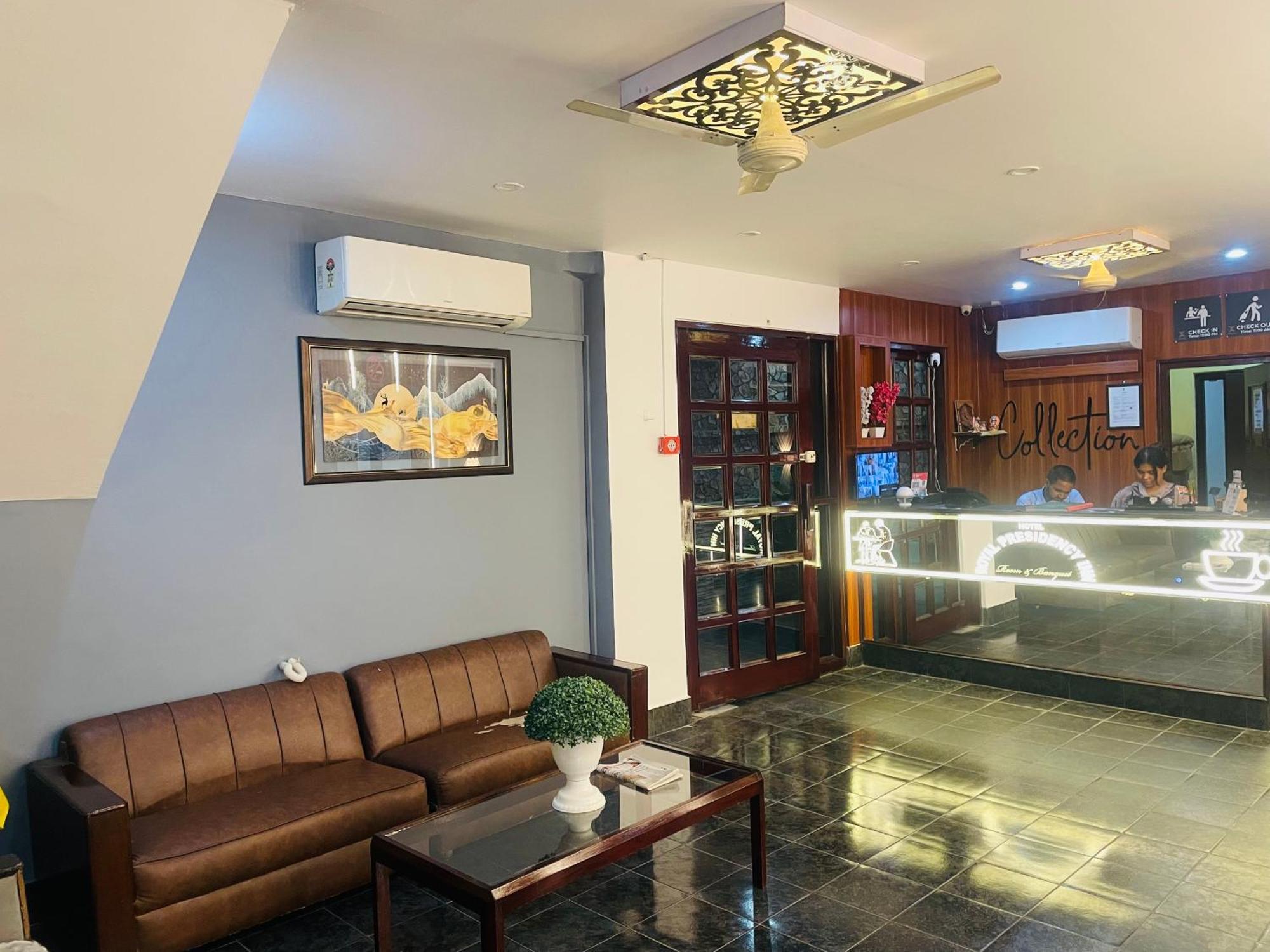 The Royal Presidency Inn Lucknow Esterno foto