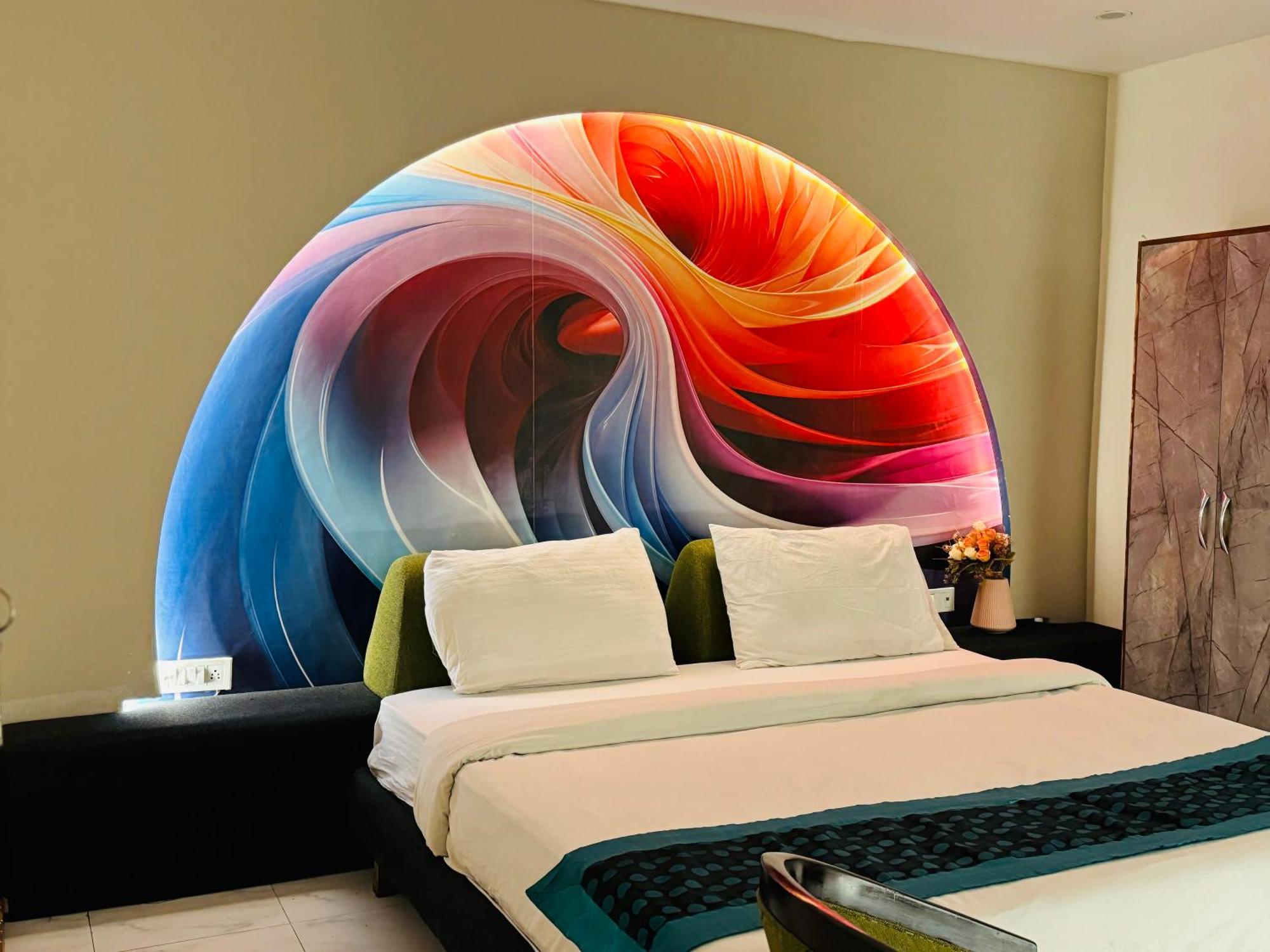 The Royal Presidency Inn Lucknow Esterno foto